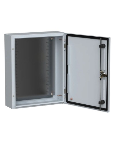 ЩМП-50.40.15 УХЛ1 IP66 500x400x150 TITAN 5 (TI5-10-N-050-040-015-66). Шкаф металлический с монтажной платой. IEK в Щелково