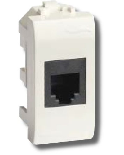 Розетка RJ-45 Brava 1 модуль белая (76457B): Розетка компьютерная экранированная с одним разъёмом в Щелково